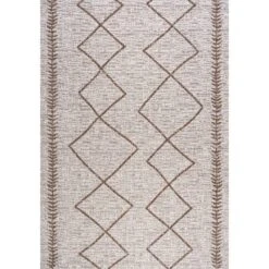 Derya Diamond Trellis Indoor/Outdoor Area Rug - JONATHAN Y