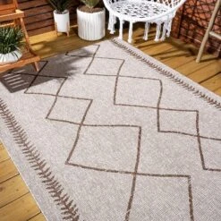 Derya Diamond Trellis Indoor/Outdoor Area Rug - JONATHAN Y -Furniture store GUEST 3ecaa265 dcf2 4dc5 9a19 1a3b75ca3366