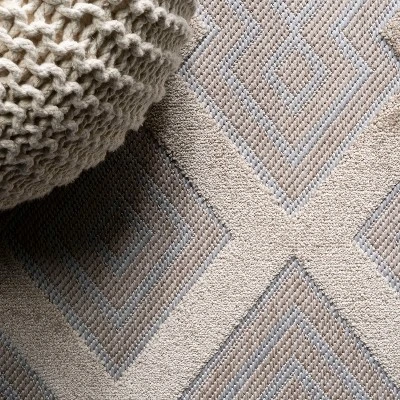 Duwun High-Low Pile Ogee Trellis Tone-on-Tone Indoor/Outdoor Area Rug - JONATHAN Y 2 Duwun High-Low Pile Ogee Trellis Tone-on-Tone Indoor/Outdoor Area Rug - JONATHAN Y - Image 2