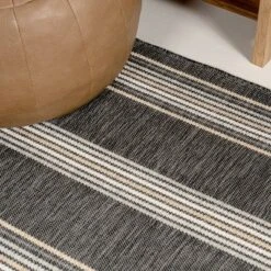 JONATHAN Y Argo Classic Nautical Mitre Stripe Reversible Machine-Washable Indoor/Outdoor Area Rug -Furniture store GUEST 4575cb6b 9fab 42d5 9941 3d3115096c1b