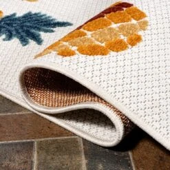 Ananas Bold Pineapple High-Low Indoor/Outdoor Area Rug - JONATHAN Y -Furniture store GUEST 4b8e3bc7 09cb 4bd9 a2e0 042bff33669b