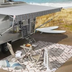 Nokat Modern Bohemian Inspired Indoor/Outdoor Area Rug - JONATHAN Y -Furniture store GUEST 627cb728 9e1d 4b25 bdd7 0dfbfa494d97