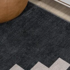 Adriel Geometric Medallion Machine-Washable Area Rug - JONATHAN Y -Furniture store GUEST 6977177c cf7e 4b5d b0b8 6079521c39f1