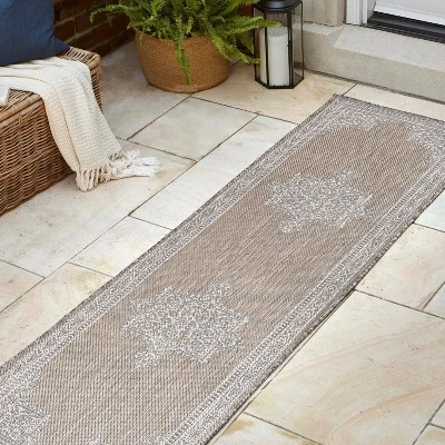 JONATHAN Y Arden Vintage Casual Medallion Indoor/Outdoor Area Rug 3 JONATHAN Y Arden Vintage Casual Medallion Indoor/Outdoor Area Rug - Image 3