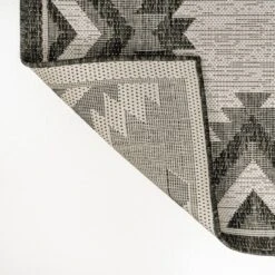 Lior Geometric Moroccan Diamond Indoor/Outdoor Area Rug - JONATHAN Y -Furniture store GUEST 94270487 9f71 45ba 8cdd 26914bbec704