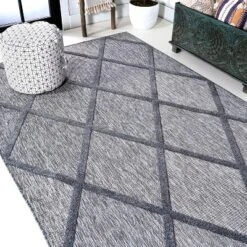 Salines Diamond Trellis Indoor/Outdoor Area Rug - JONATHAN Y -Furniture store GUEST a38fde58 8380 4a2c b465 07e2542bcee4