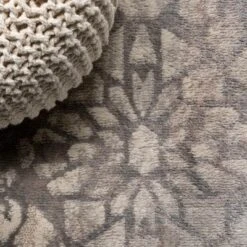 Roma Ornate Geometric Tile Area Rug - JONATHAN Y -Furniture store GUEST a831dd94 8b3a 4d58 ad40 eb9abda6331d