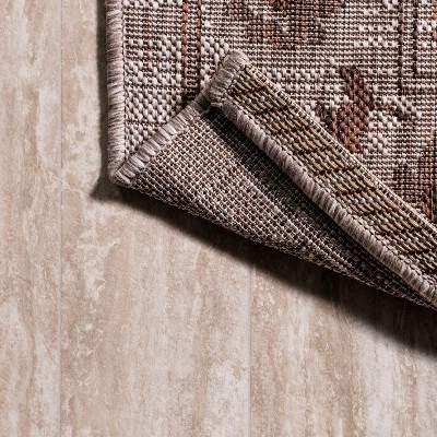 Jerash Ornate Medallion Indoor/Outdoor Area Rug - JONATHAN Y 3 Jerash Ornate Medallion Indoor/Outdoor Area Rug - JONATHAN Y - Image 3