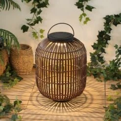 JONATHAN Y Nara Modern Global Faux Rattan Integrated Indoor/Outdoor LED Solar Powered Lantern
